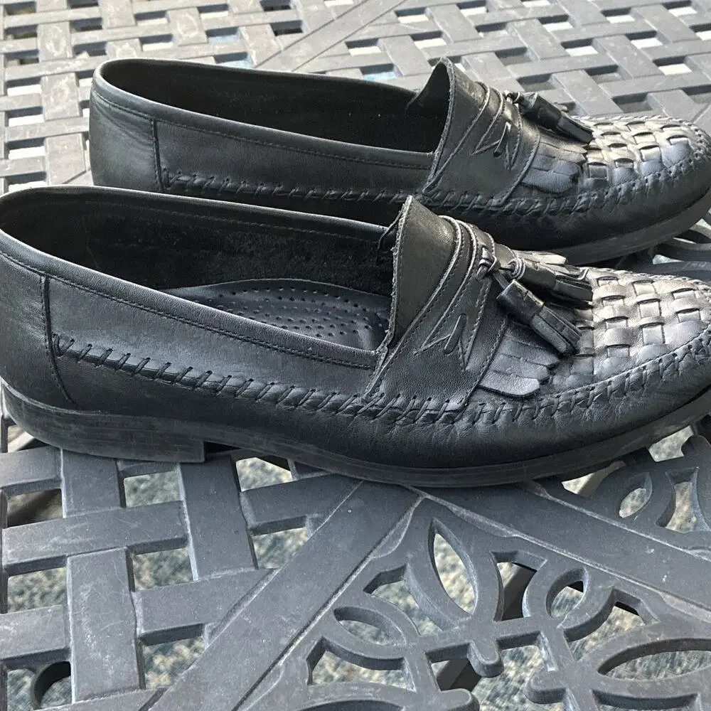 Giorgio Brutini Mens Black Leather Woven Tassel Loafers Shoes Size 11 *Scuffs